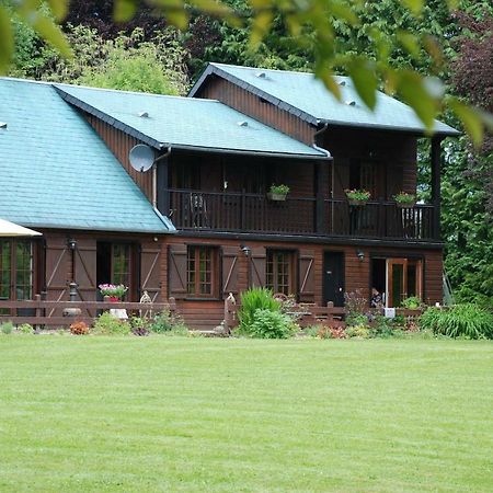 Sauviat-sur-Vige Spruce Lake المظهر الخارجي الصورة